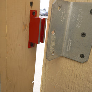 07201 Ceramic Latch Magnet - In Use