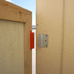 07202 Ceramic Latch Magnet - In Use