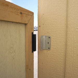 AM3/RM100C Ceramic Latch Magnet - In Use