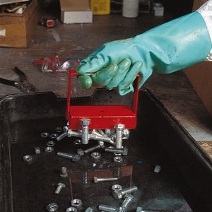 HM-150 Handle Magnet - In Use