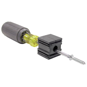 07224 Magnetizer/Demagnetizer for Screwdriver - In Use