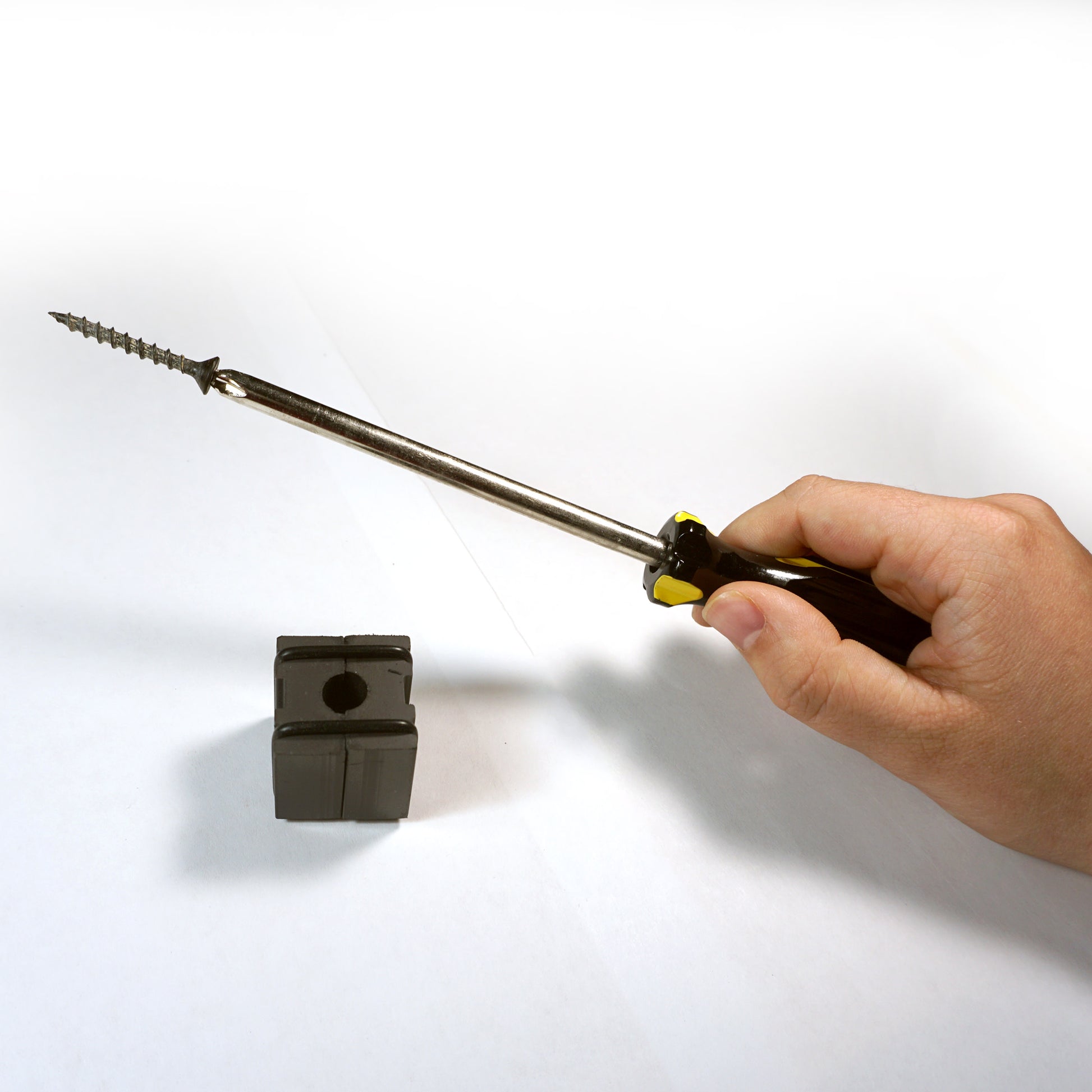 Load image into Gallery viewer, 07224 Magnetizer/Demagnetizer for Screwdriver - In Use